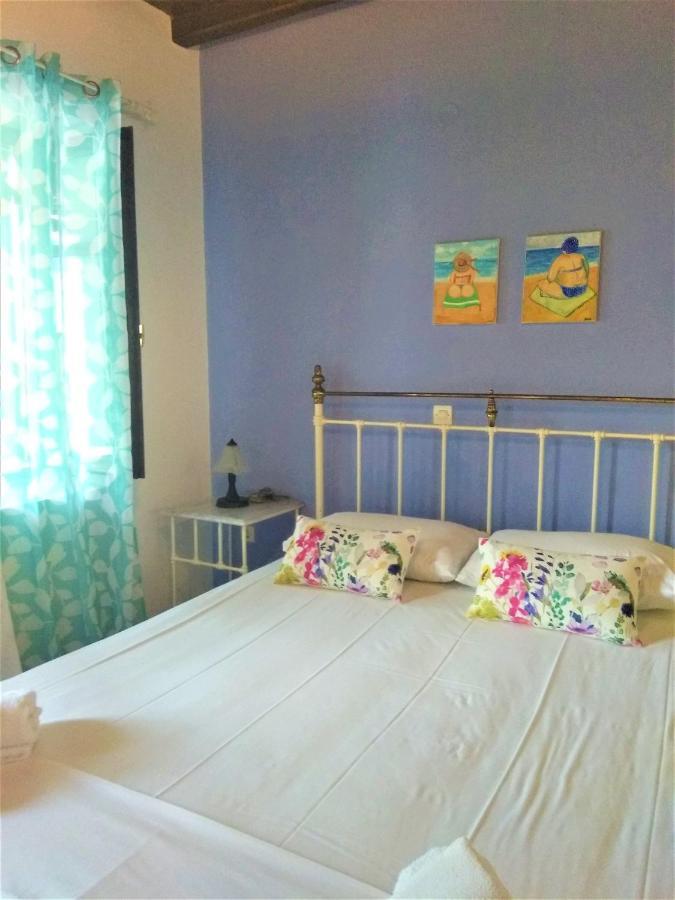 Cochili Rooms & Apartments Azolimnos Bagian luar foto