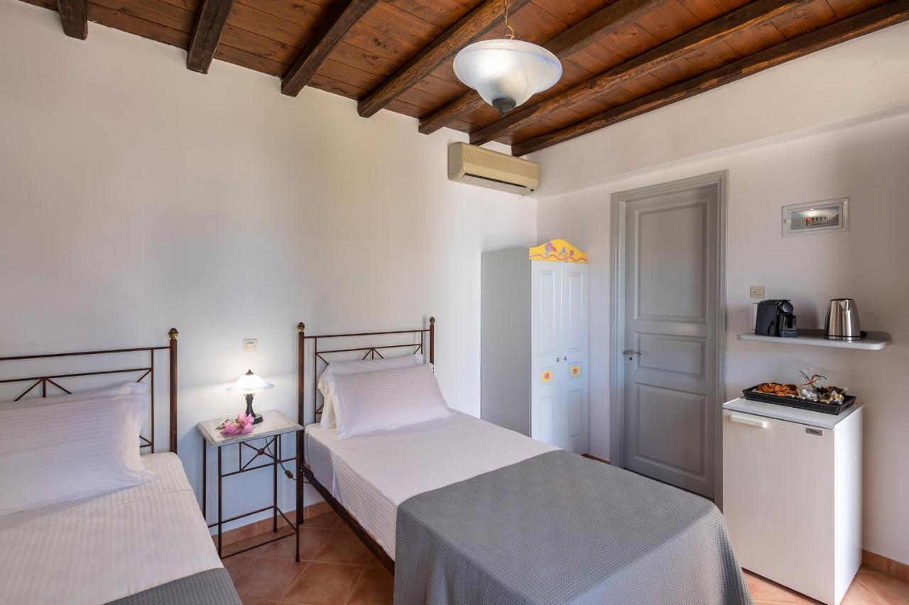 Cochili Rooms & Apartments Azolimnos Bagian luar foto