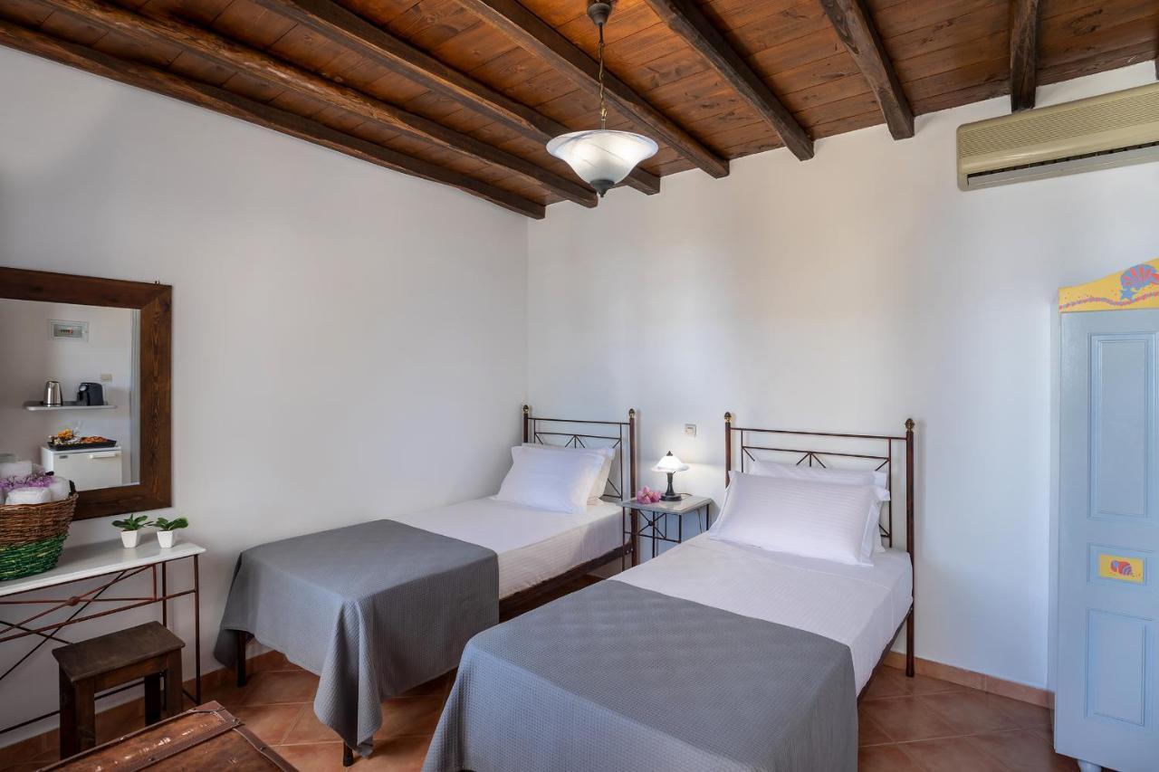 Cochili Rooms & Apartments Azolimnos Bagian luar foto