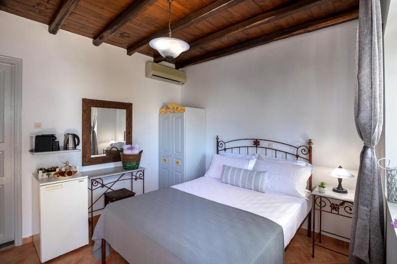 Cochili Rooms & Apartments Azolimnos Bagian luar foto