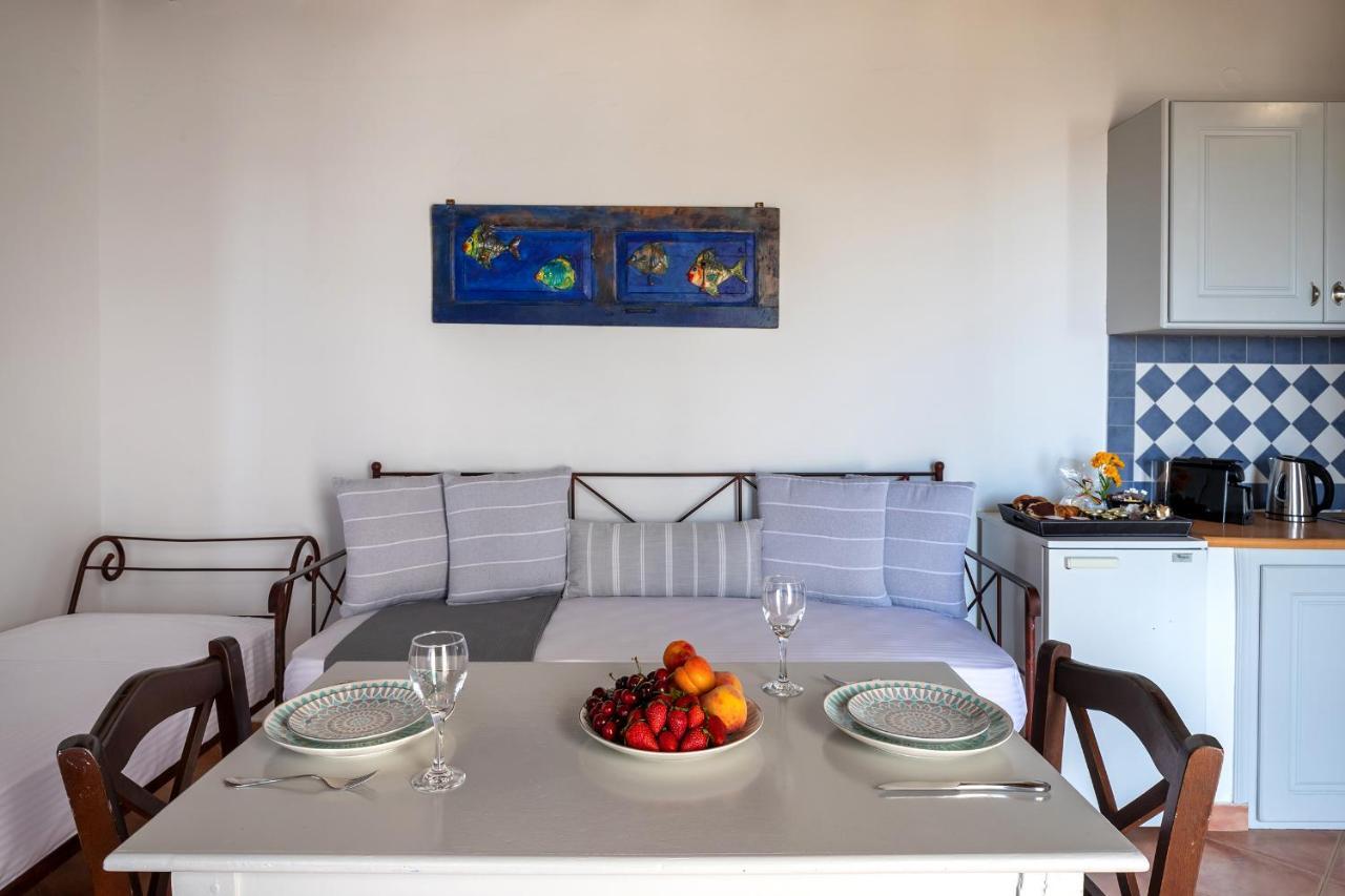 Cochili Rooms & Apartments Azolimnos Bagian luar foto