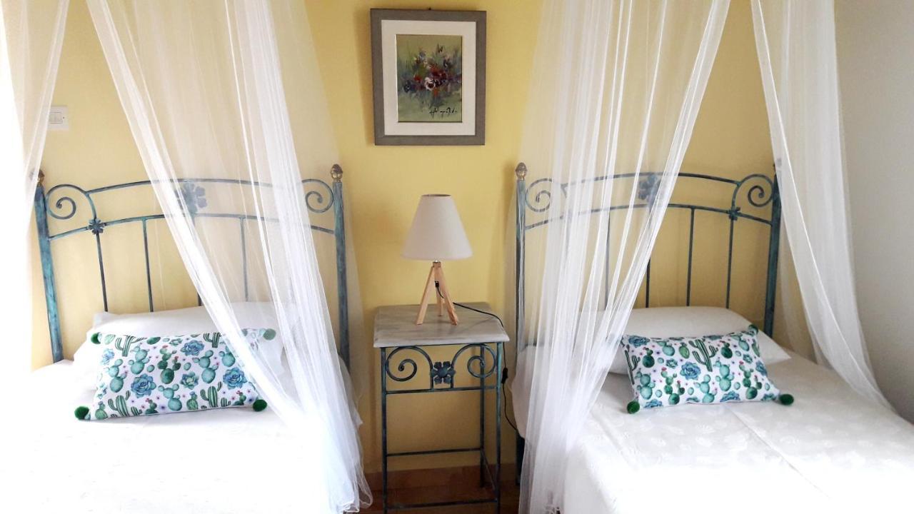 Cochili Rooms & Apartments Azolimnos Bagian luar foto