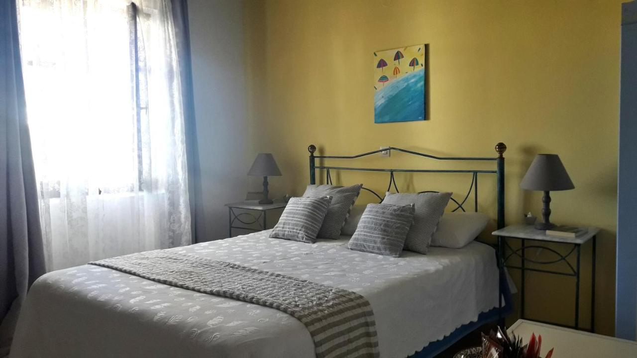 Cochili Rooms & Apartments Azolimnos Bagian luar foto